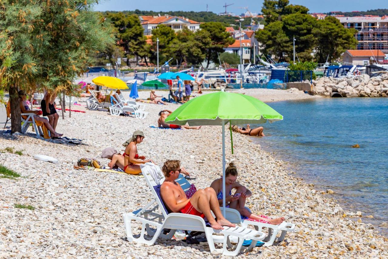 Lanterna Puntamika Apt. Near Beach Ζαντάρ Εξωτερικό φωτογραφία